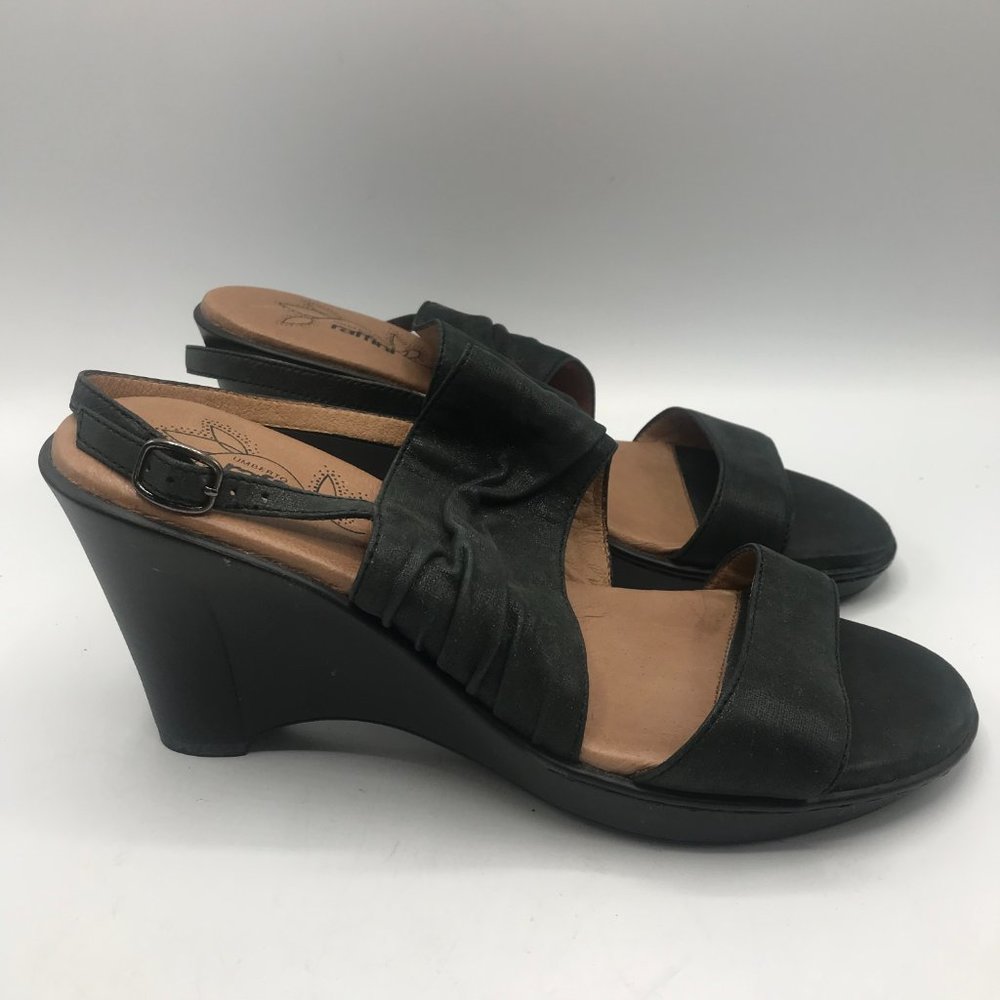 Umberto Raffini Wedge Heel Sandals Shoes Black Leather Buckle Sz 8.5